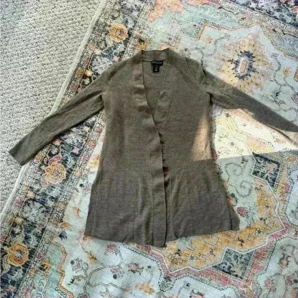 Adrienne Vittadini Sweaters - Adrienne Vittadini Cardigan Sweater Womens XS  100% extra fine merino Wool